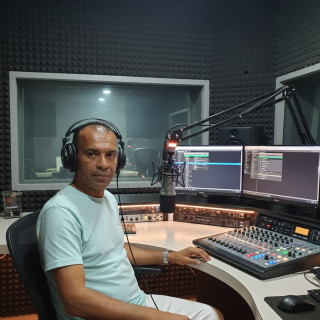 ESTÚDIO WEB RÁDIO CHOCOLATE