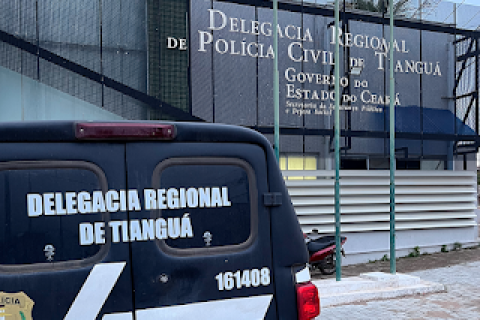 HOMEM É ENCONTRADO MORTO COM MARCAS DE TIROS ÀS MARGENS DA BR-222 EM TIANGUÁ