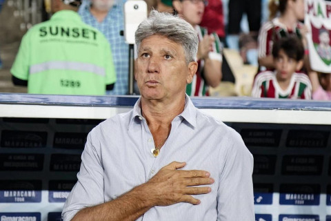 Renato Gaúcho deixa o Fluminense após queda na Sul-Americana