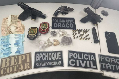 TRIO É PRESO DURANTE CERCO POLICIAL EM SOBRAL. UM DELES JÁ RESPONDE POR 16 M0RTES E TINHA 5 MANDADOS DE PRISÃO EM ABERTO